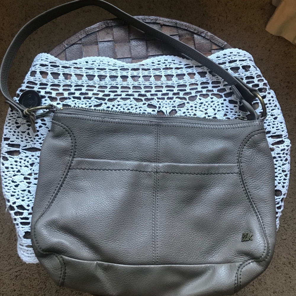 The SAK leather shoulder purse super cute timeless